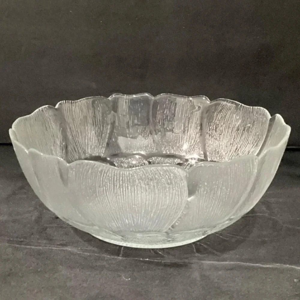 Arcoroc Fleur Serving Bowl, Vintage Clear Tempered Glass Replacement Centerpiece